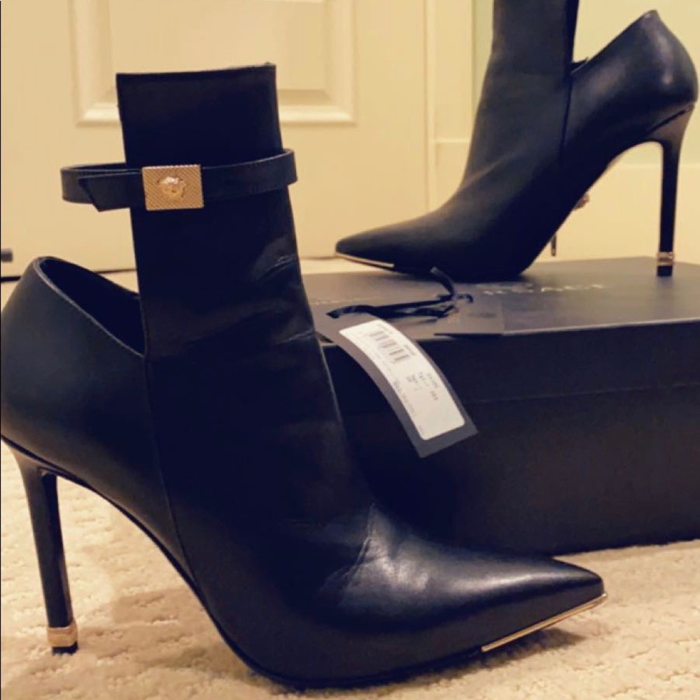 Versace heel booties AUTHENTIC - Picture 5 of 8